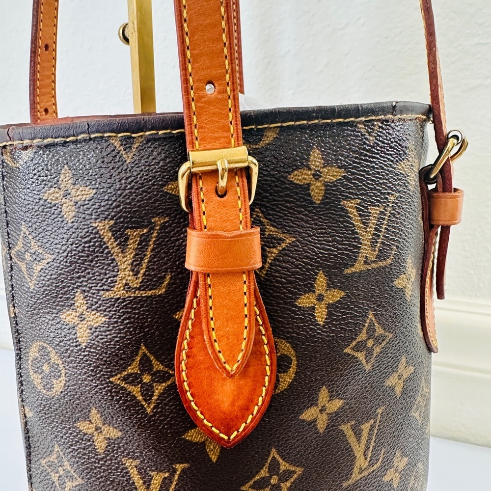 LOUIS VUITTON Monogram Shoulder Bucket Bag PM with dustbag and COA - Picture 4 of 16